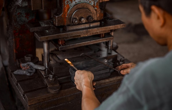 Benchmark Abrasives Banner