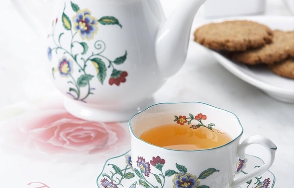 B&G Tea Bar Banner