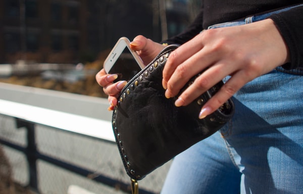 Bolsa Nova Handbags Banner