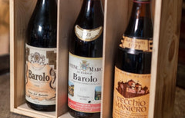 Bottles With History Banner