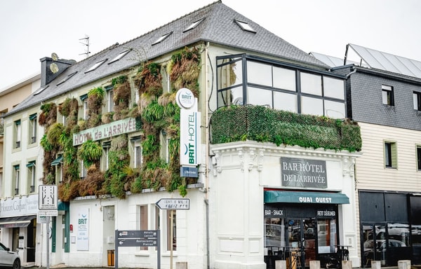 Brit Hotel Banner