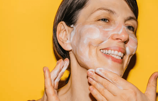 Burt's Bees Banner
