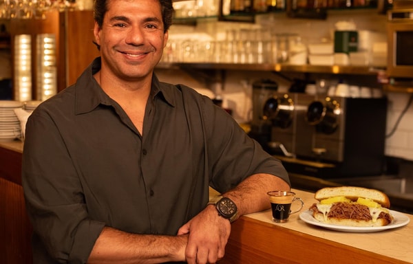 Caf&eacute; L'or Banner