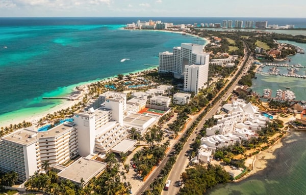 Cancun Shuttle Banner