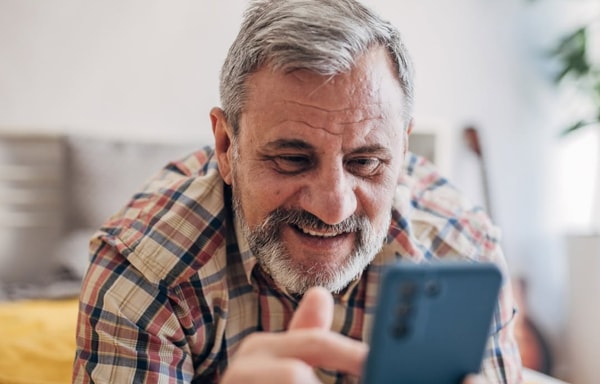 Consumer Cellular Banner