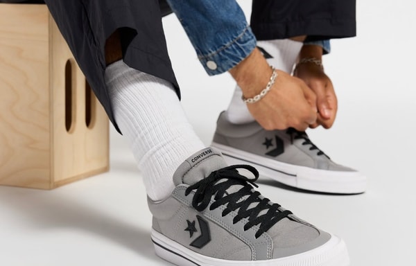 Converse Banner