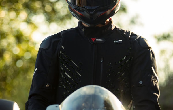 Dainese Banner