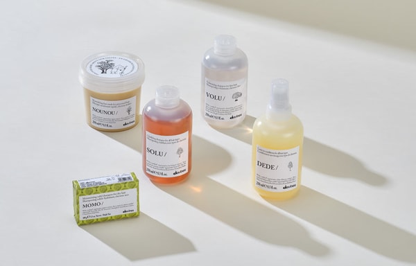 Davines Banner