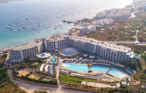 db Hotels & Resorts Banner