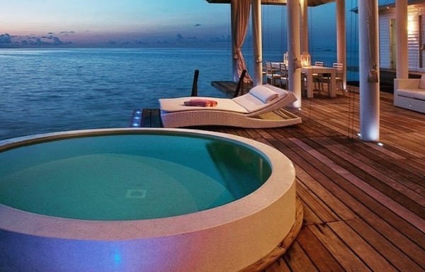 Diamonds Hotels & Resorts Banner