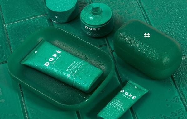 Dor&eacute; Banner