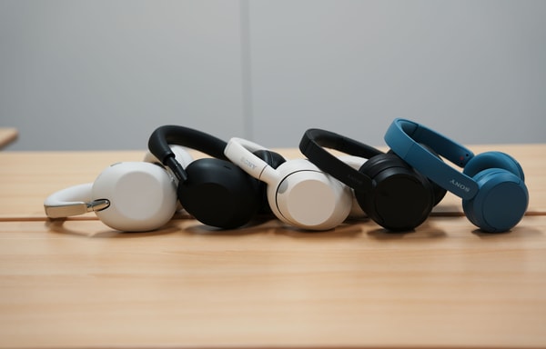 e-Earphone Banner