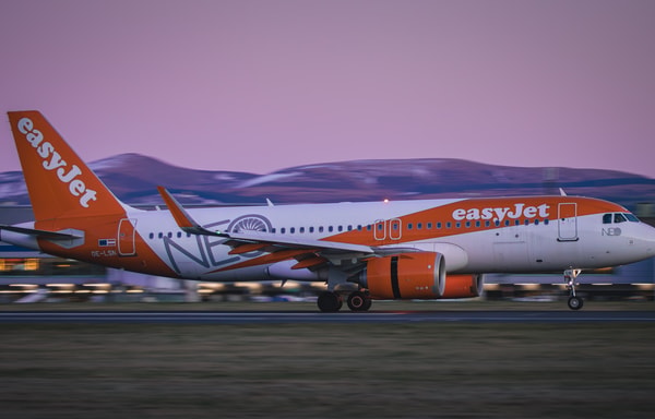 Edinburgh Airport Banner
