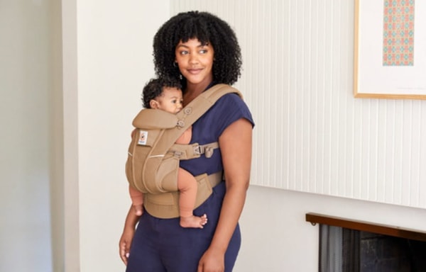 Ergobaby Banner