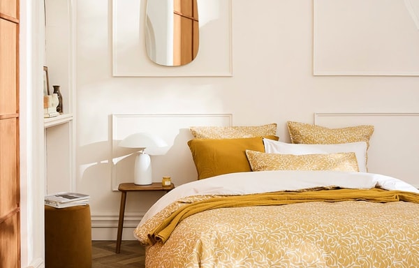 Essix Home Banner