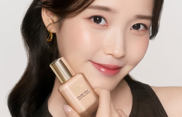 Est&eacute;e Lauder Banner