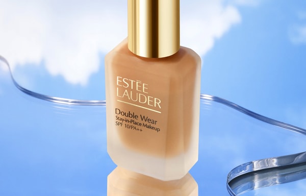 Est&eacute;e Lauder Banner