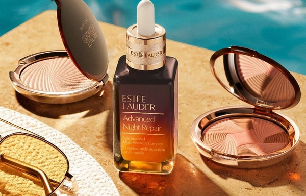 Est&eacute;e Lauder Banner