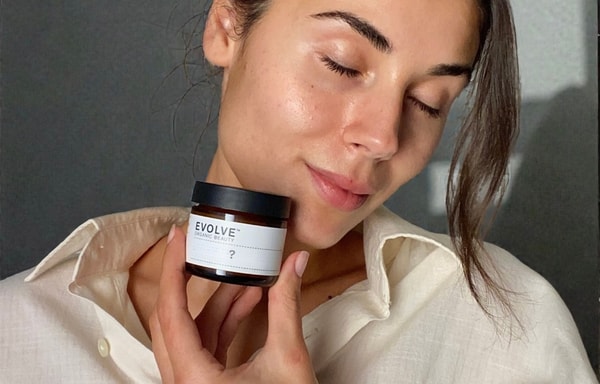 Evolve Organic Beauty Banner