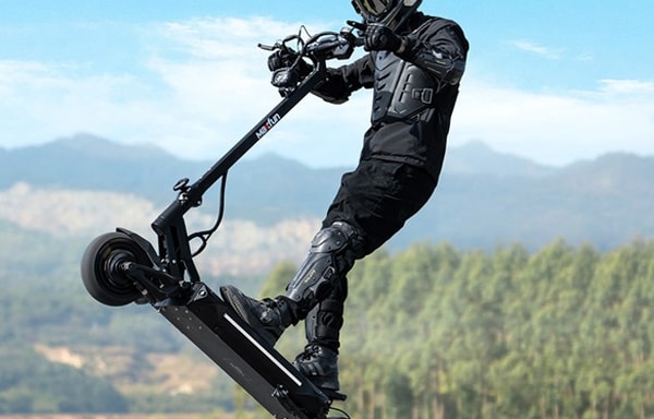 MaxFun Scooter Banner