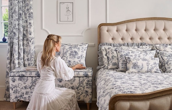 French Bedroom Banner
