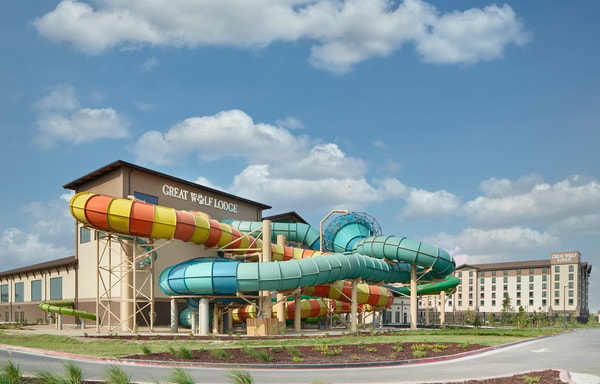 Great Wolf Lodge Banner