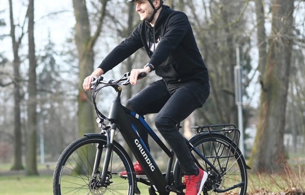 GRUNDIG E-bike Banner