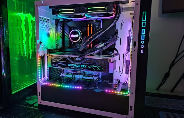 HI-TECH for Gamers Banner