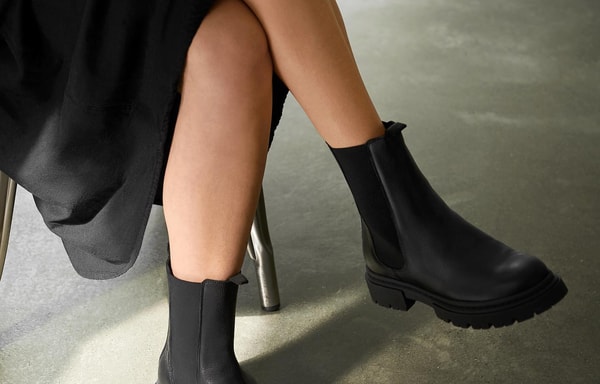 Hudson Shoes Banner