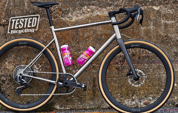 HUNT Wheels Banner