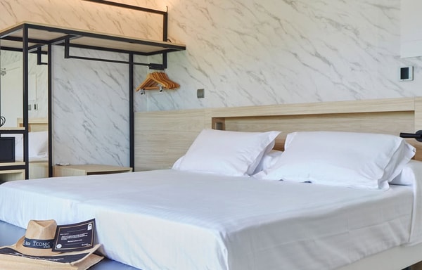 Invisa Hoteles Banner
