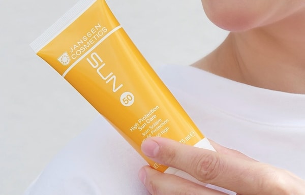 Janssen Cosmetics Banner