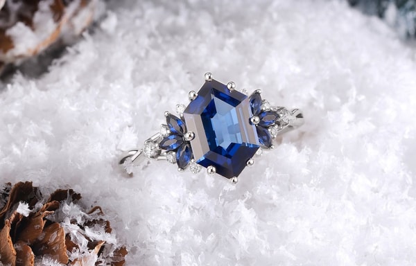 Lahela Jewelry Banner
