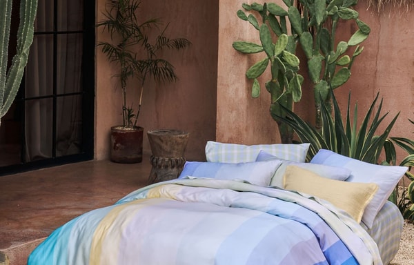 Linen House Banner