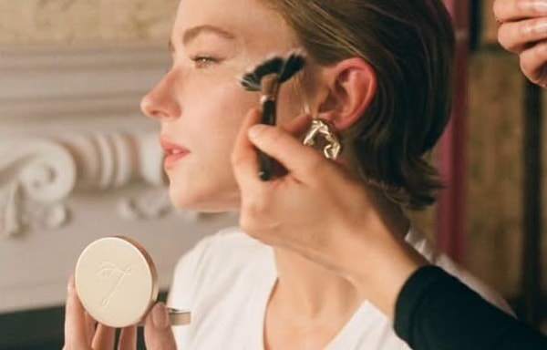 Lisa Eldridge Banner