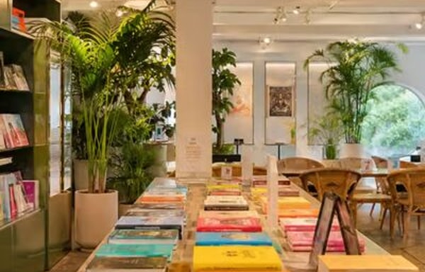 LuxeDaily Banner