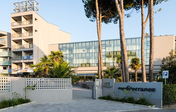 Mediterranee Family Hotel & Spa Banner
