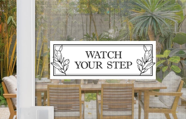 Mesh Magnets Banner