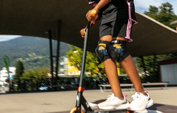 Micro Scooter Banner