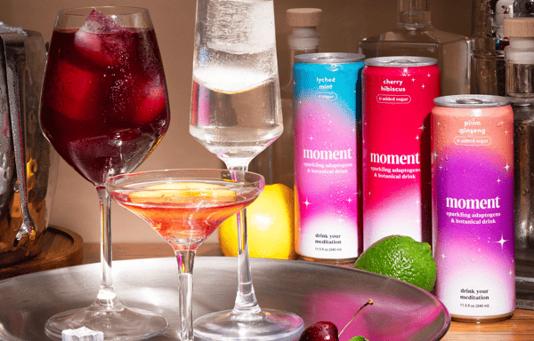 Moment Banner