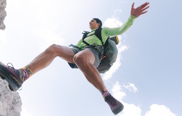 Mountain Hardwear Banner