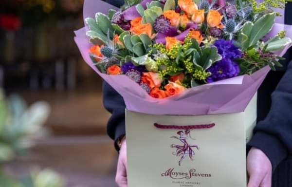 Moyses Stevens Flowers Banner