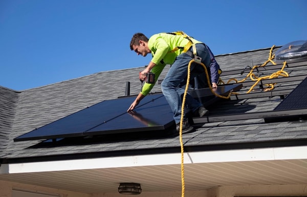 Pipe Solar Banner