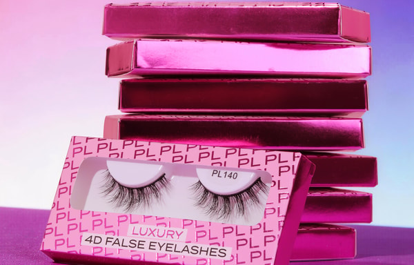 Poundlashes Banner