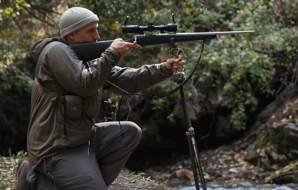 Primos Hunting Banner