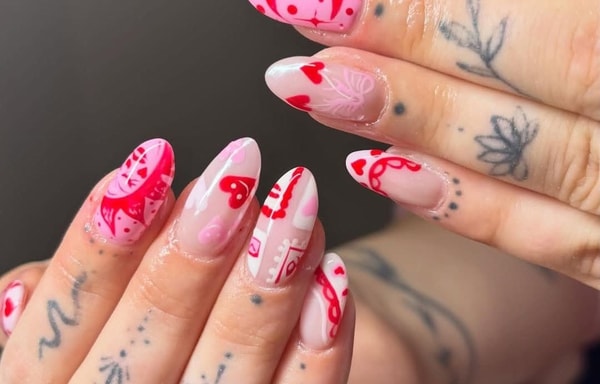 Pure Nails Banner