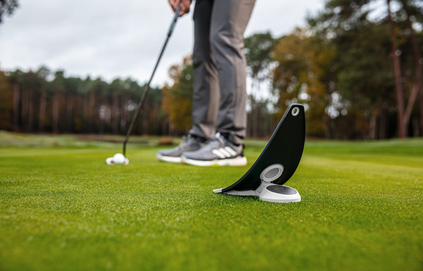 PuttOUT Golf Banner