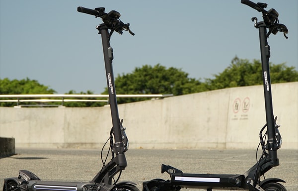 Ride Electric Banner