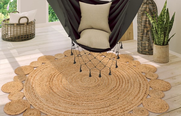 Rug Banner