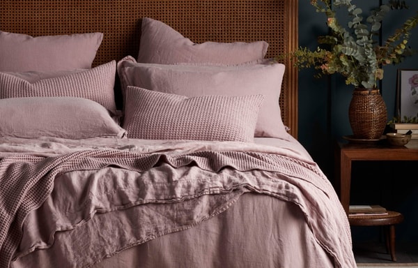 Secret Linen Store Banner